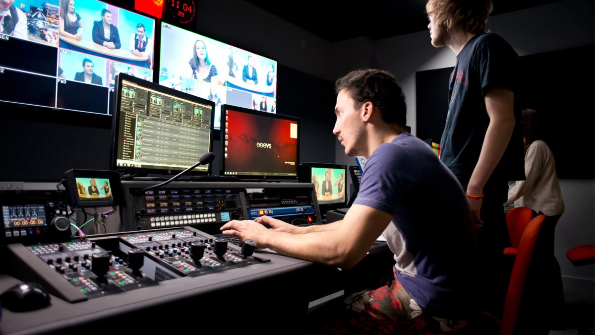 Elevate Your NYC Event with Touch Screen & Audio Rentals – AV Rentals NYC