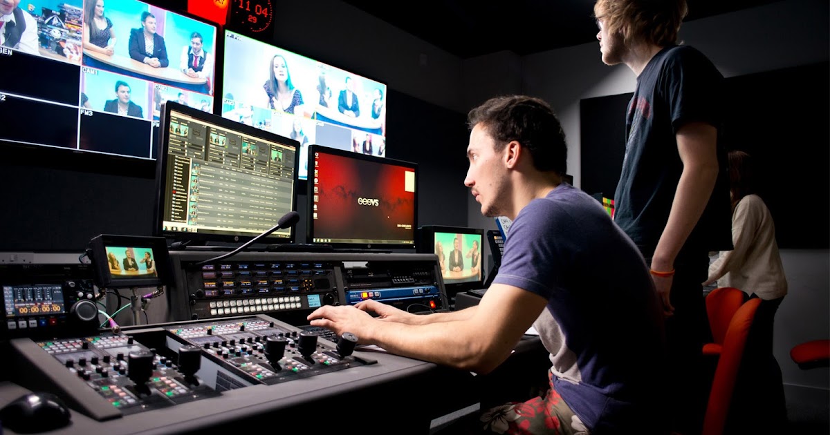 Elevate Your NYC Event with Touch Screen & Audio Rentals