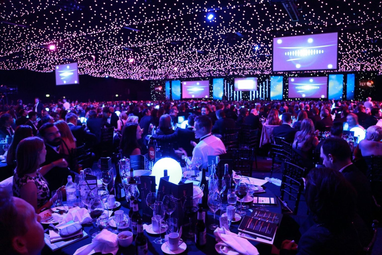 Enhance NYC Events with Lighting Rentals & Conferencing Tech - Post by Bigappleventav