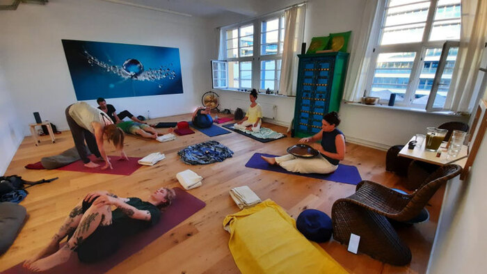 Harmonie und Balance: Achtsamkeit im Raum Stuttgart | LogCla.com