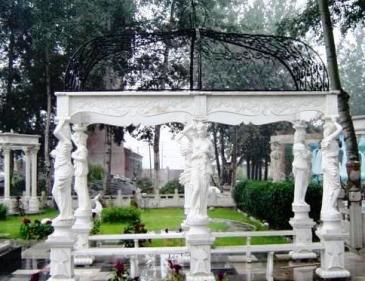 Are Three Tired Fountain and Courtyard Fountain Ideal? – Marble Fountain -4 Season Statues Italian, Garden Statue Fountain – Ital Art World